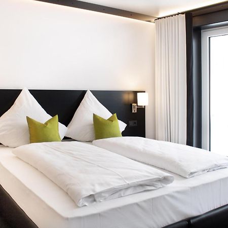 Mwh Hotel By Wmm Hotels Wiesentheid エクステリア 写真