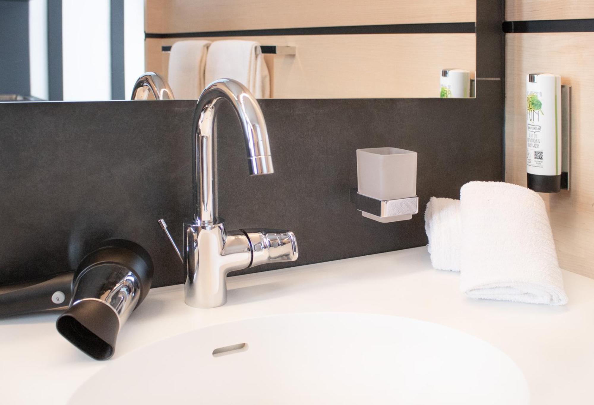 Mwh Hotel By Wmm Hotels Wiesentheid エクステリア 写真